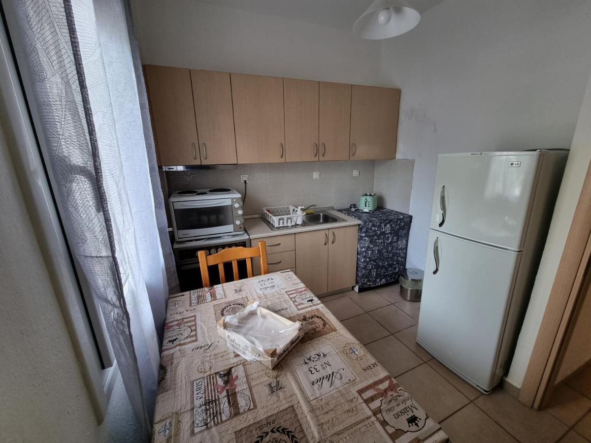 הוילה Peraía Sunny House מראה חיצוני תמונה