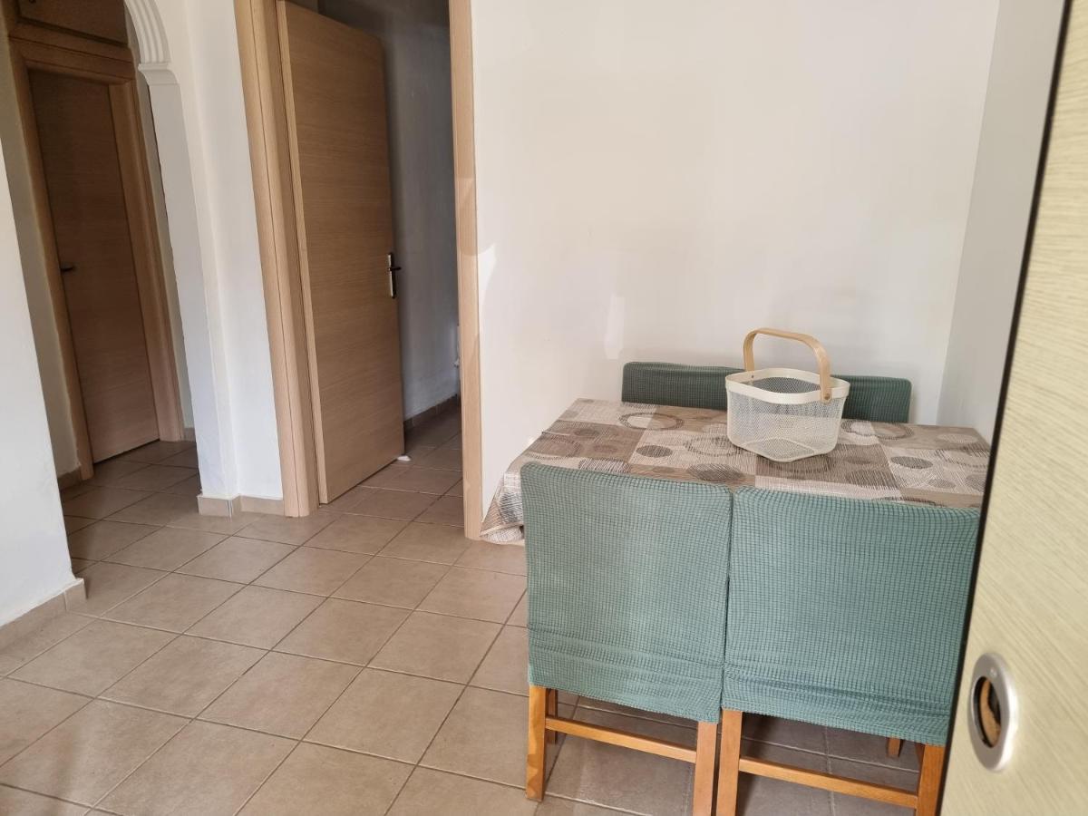 הוילה Peraía Sunny House מראה חיצוני תמונה