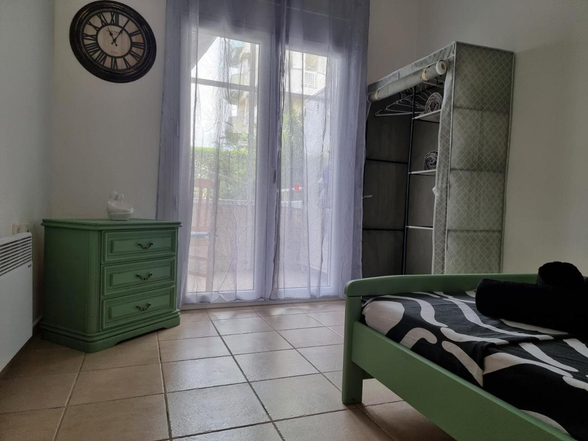 הוילה Peraía Sunny House מראה חיצוני תמונה