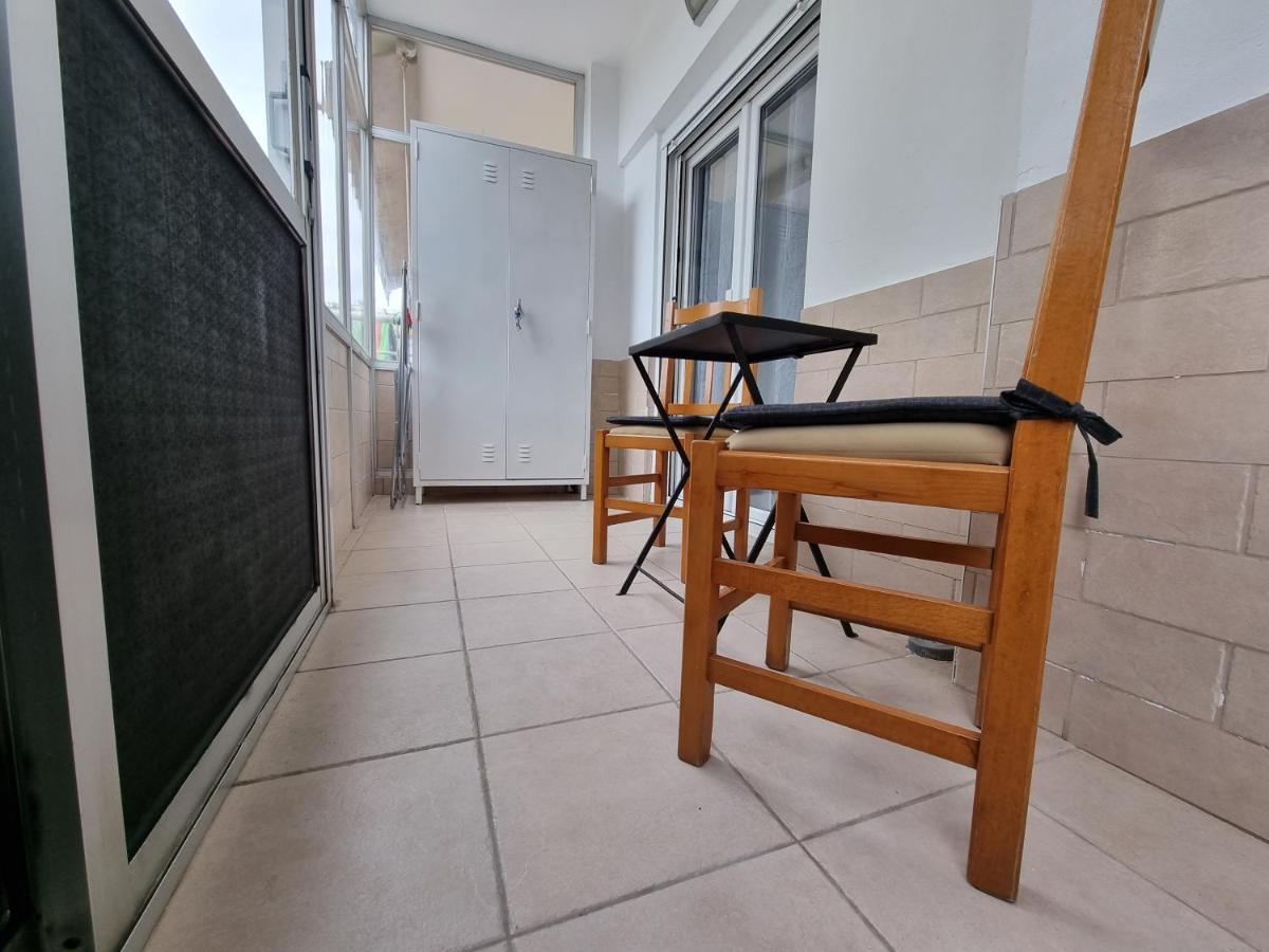הוילה Peraía Sunny House מראה חיצוני תמונה